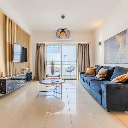 Sea View 2br - Next To Radisson Blu And Port *