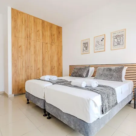 Apartman Sea View 2br - Next To Radisson Blu And Port *