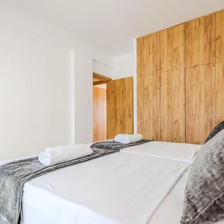 Sea View 2br - Next To Radisson Blu And Port Apartman *